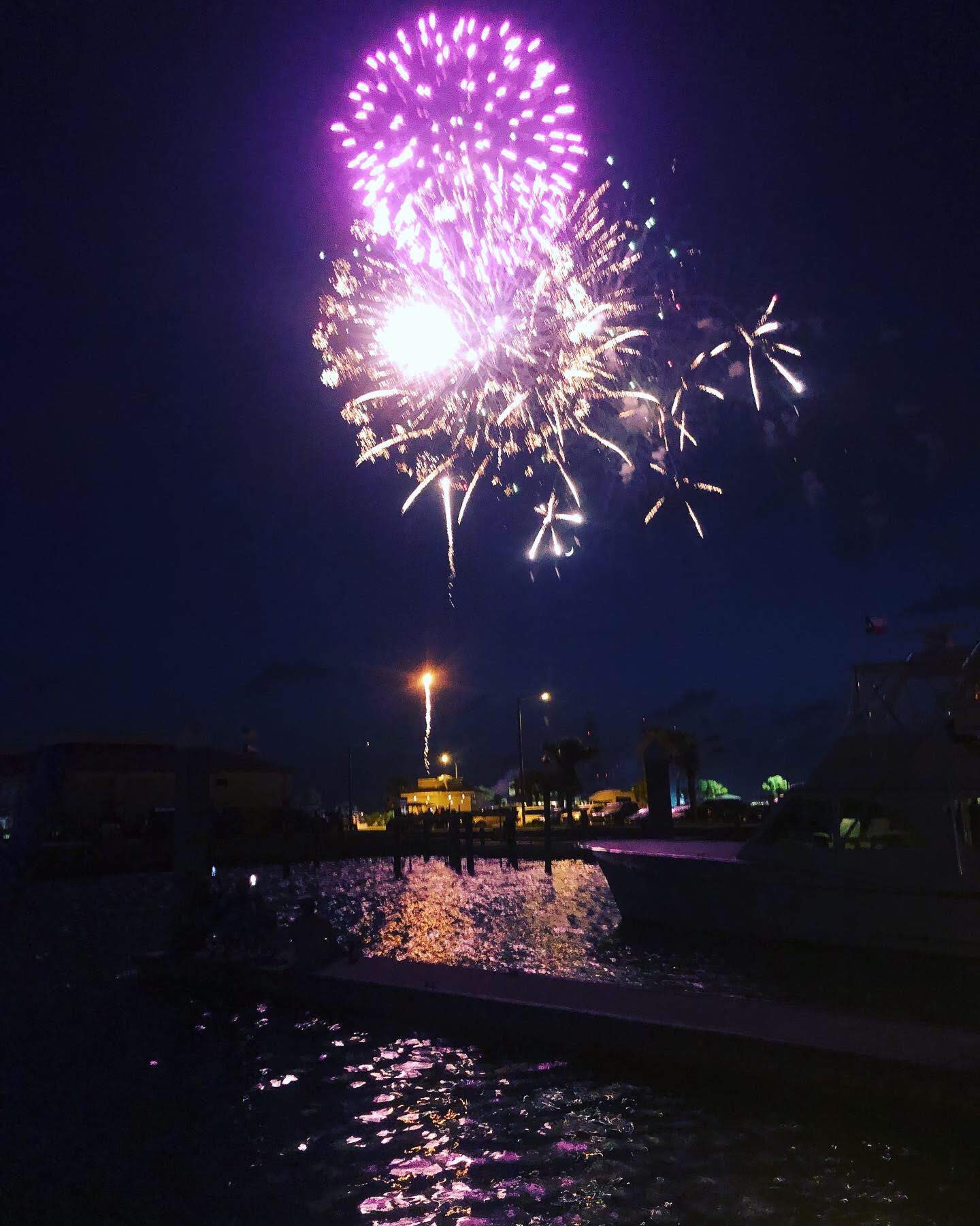 fireworks cruise
